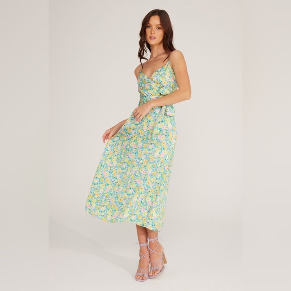 Lush Lily Floral Tie-Waist Midi Dress